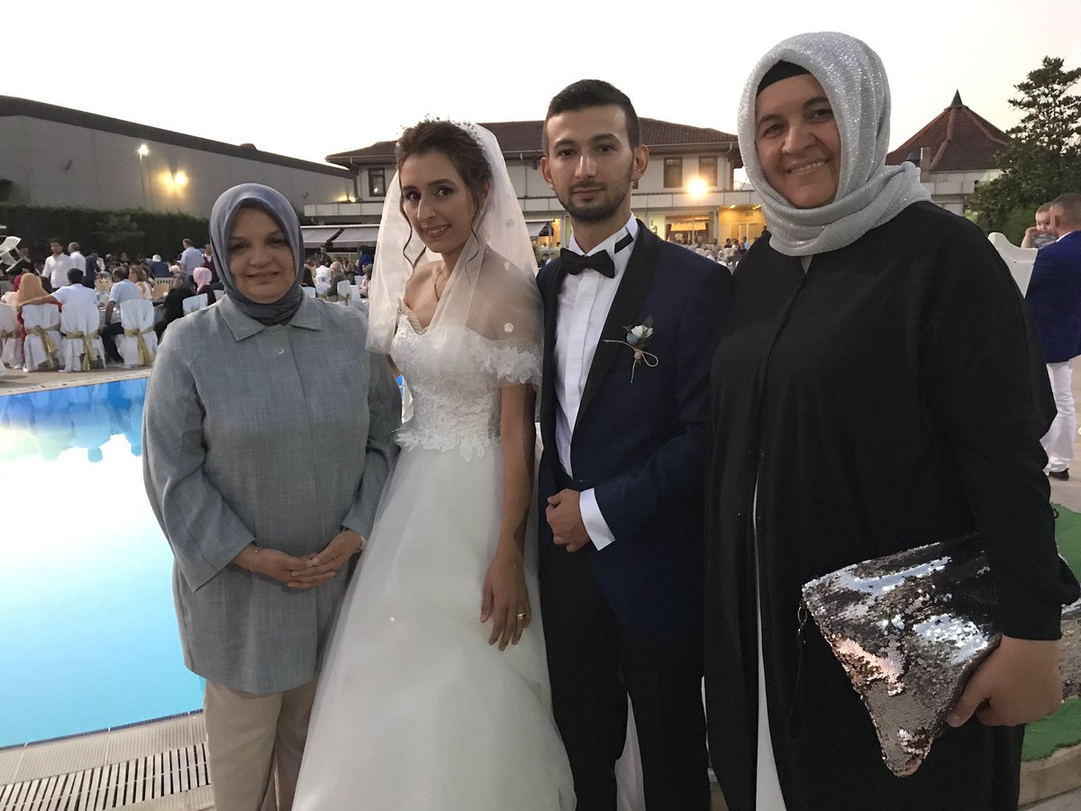 Kumasoglu ve Akbas Ailelerinin Evlatlari Tolgahan ve Tuba'nin Dügün Merasimine Katildik 