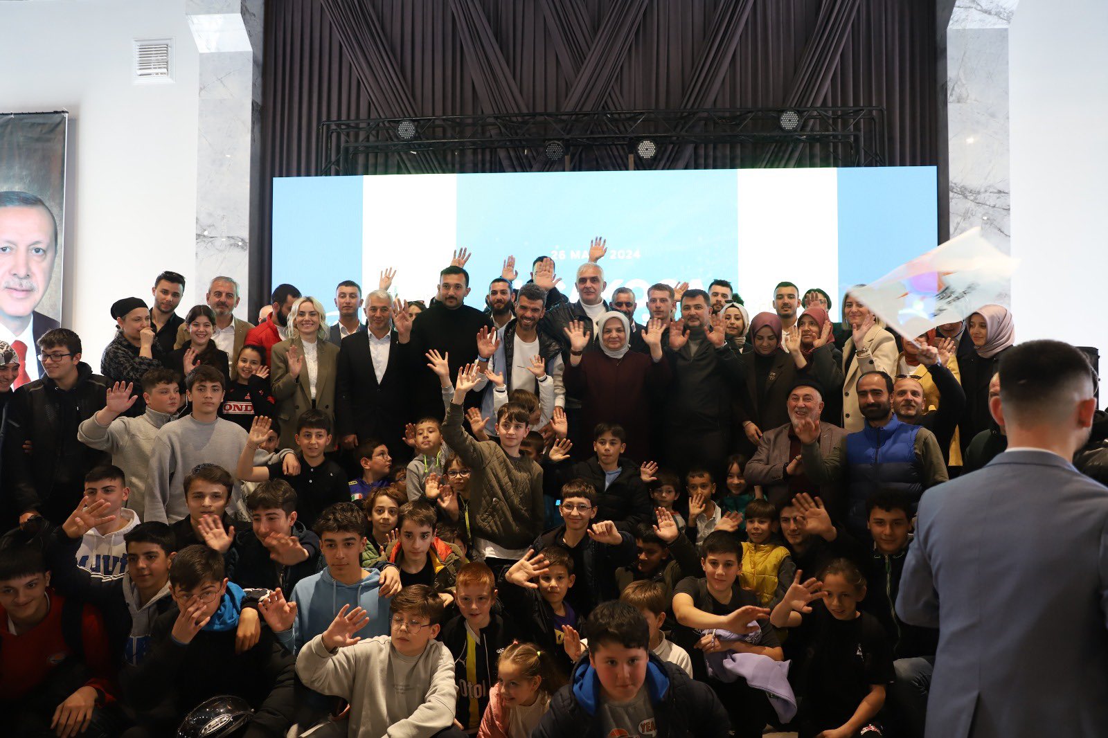 KENAN SOFUOĞLU AKÇAKOCA'DA