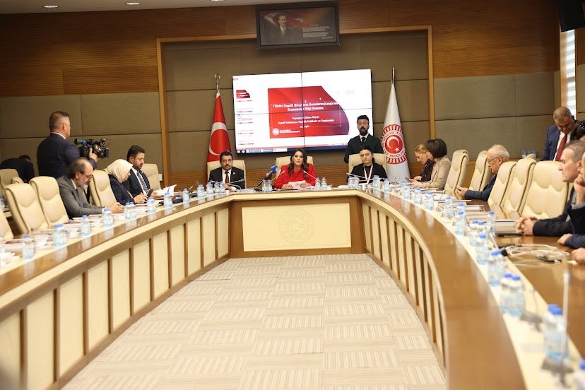 KOMİSYON ÇALIŞMALARI DEVAM EDİYOR (1)