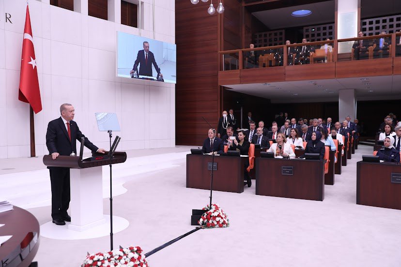 TBMM'DE YENİ YASAMA YILI BAŞLADI