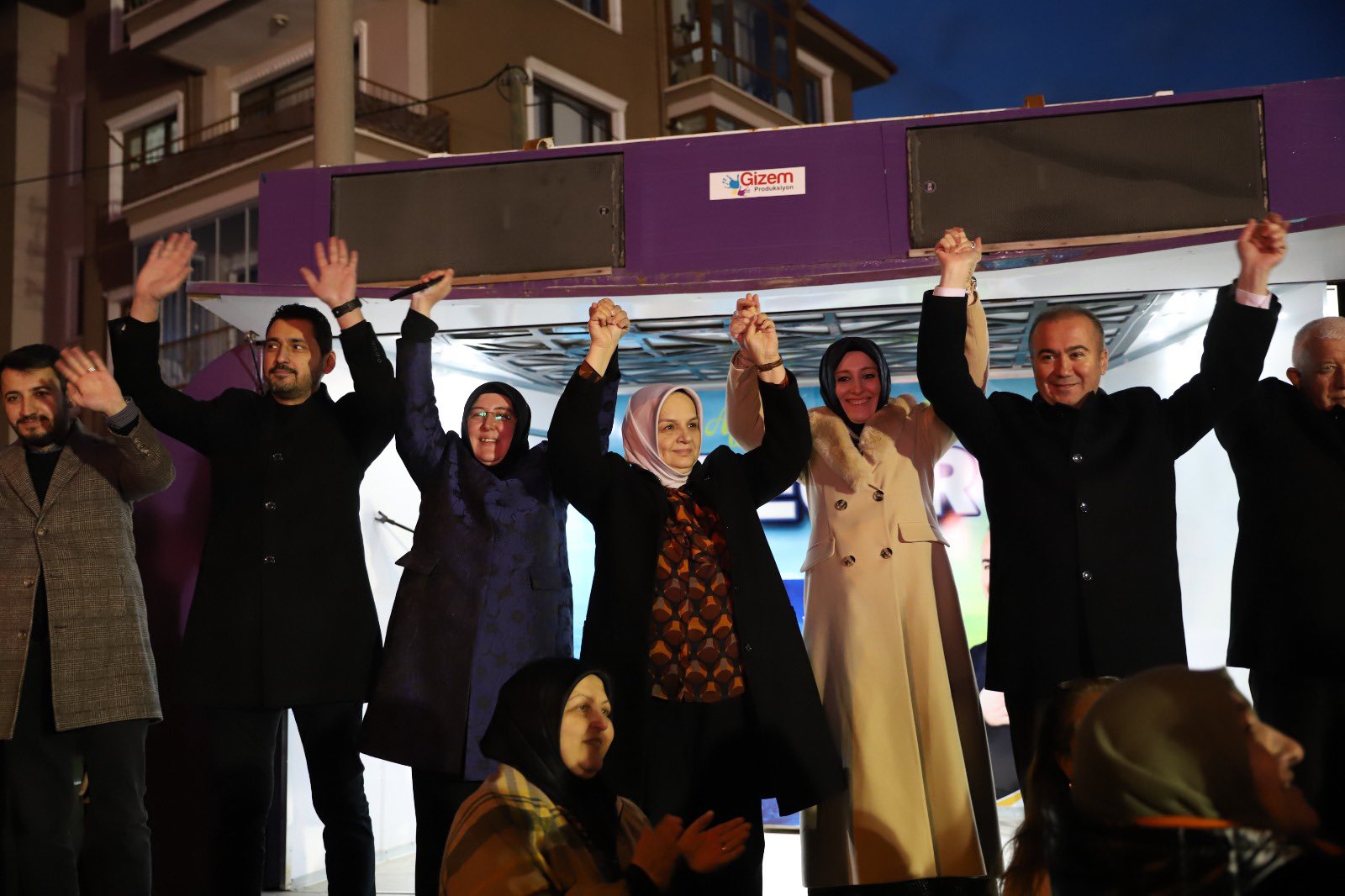 AFYONKARAHİSAR'DAYIZ...