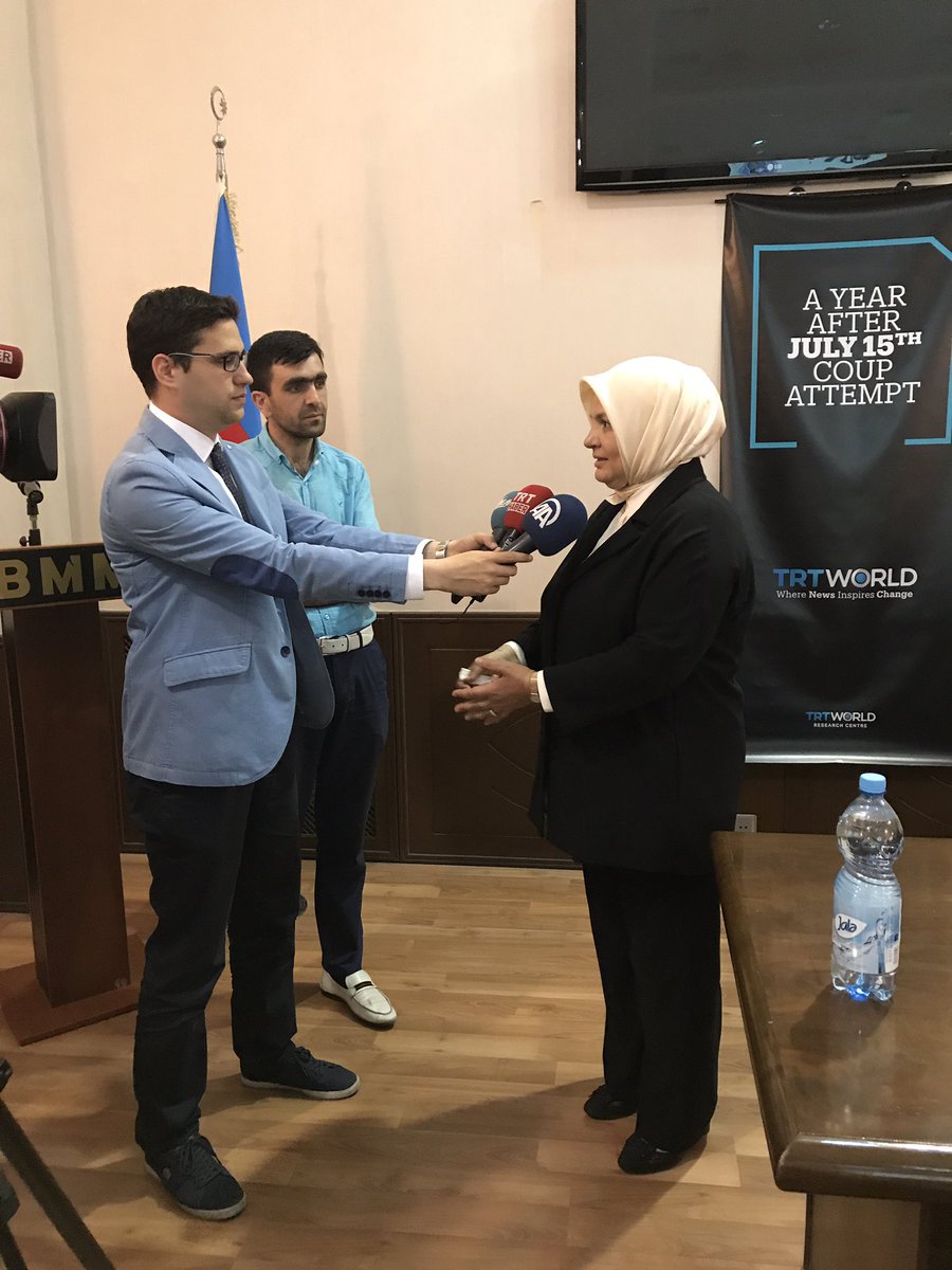 15 Temmuz Etkinlikleri Kapsaminda Bulundugumuz Azerbaycan'da Basin Mensuplarinin Sorularini Cevapladik 