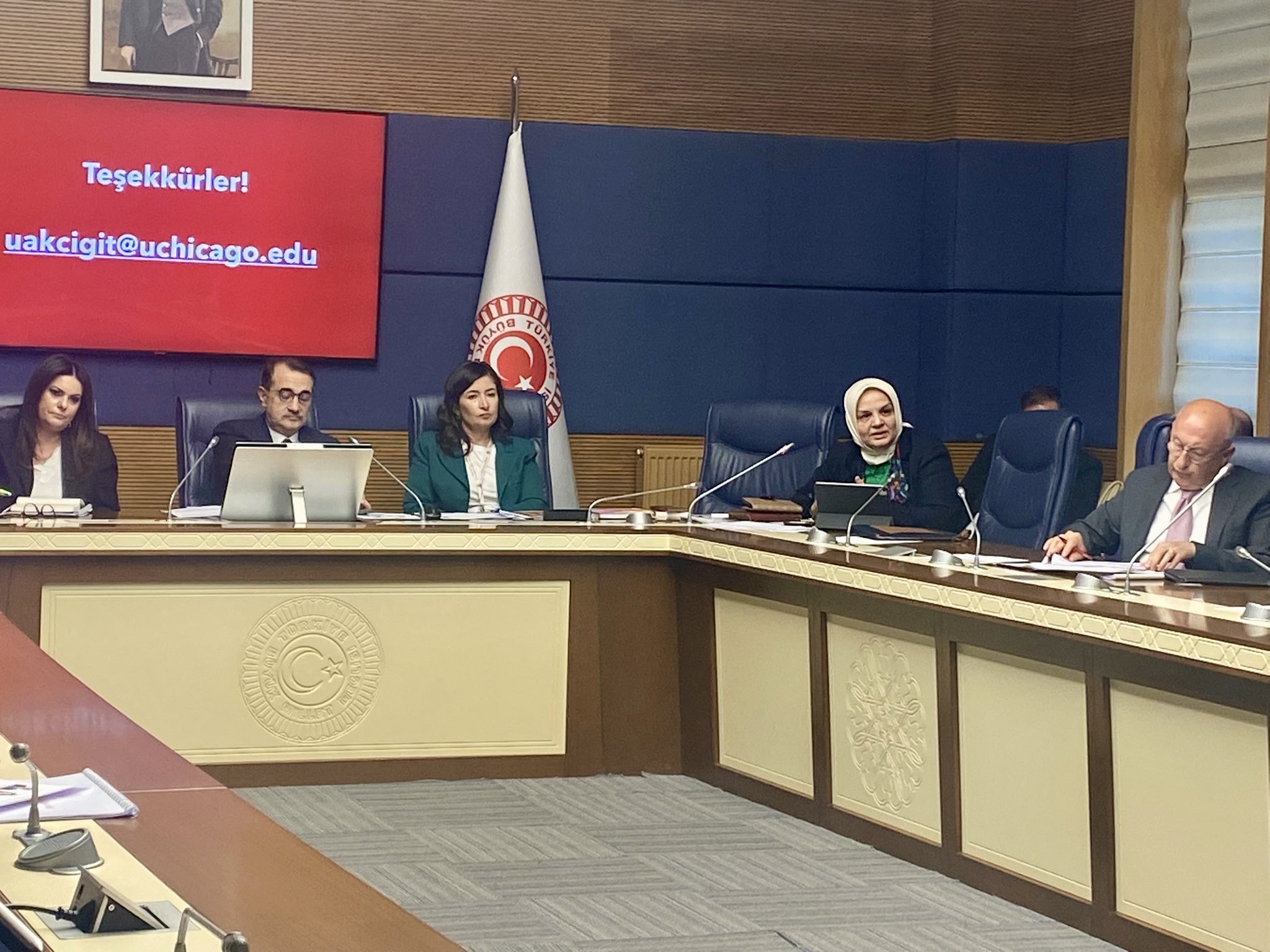 YAPAY ZEKA KOMİSYON TOPLANTISI