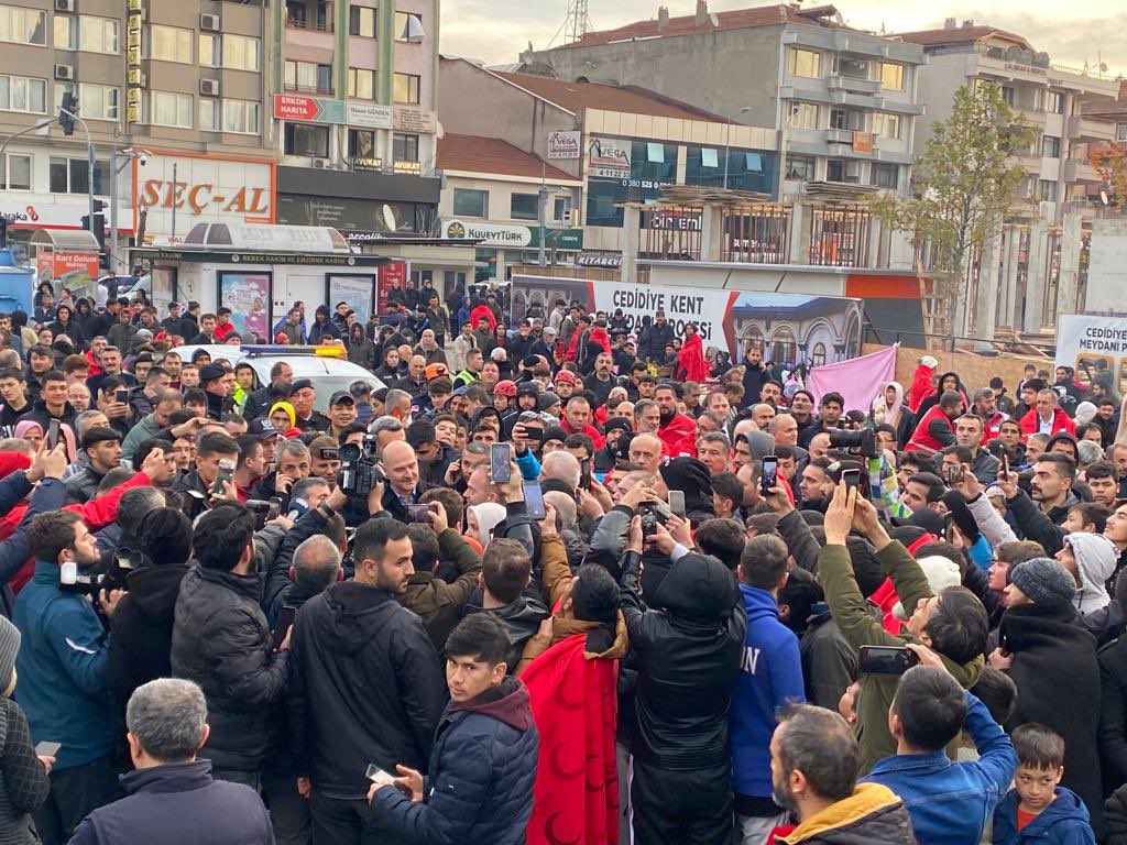 HEMŞEHRİLERİMİZLEYİZ...