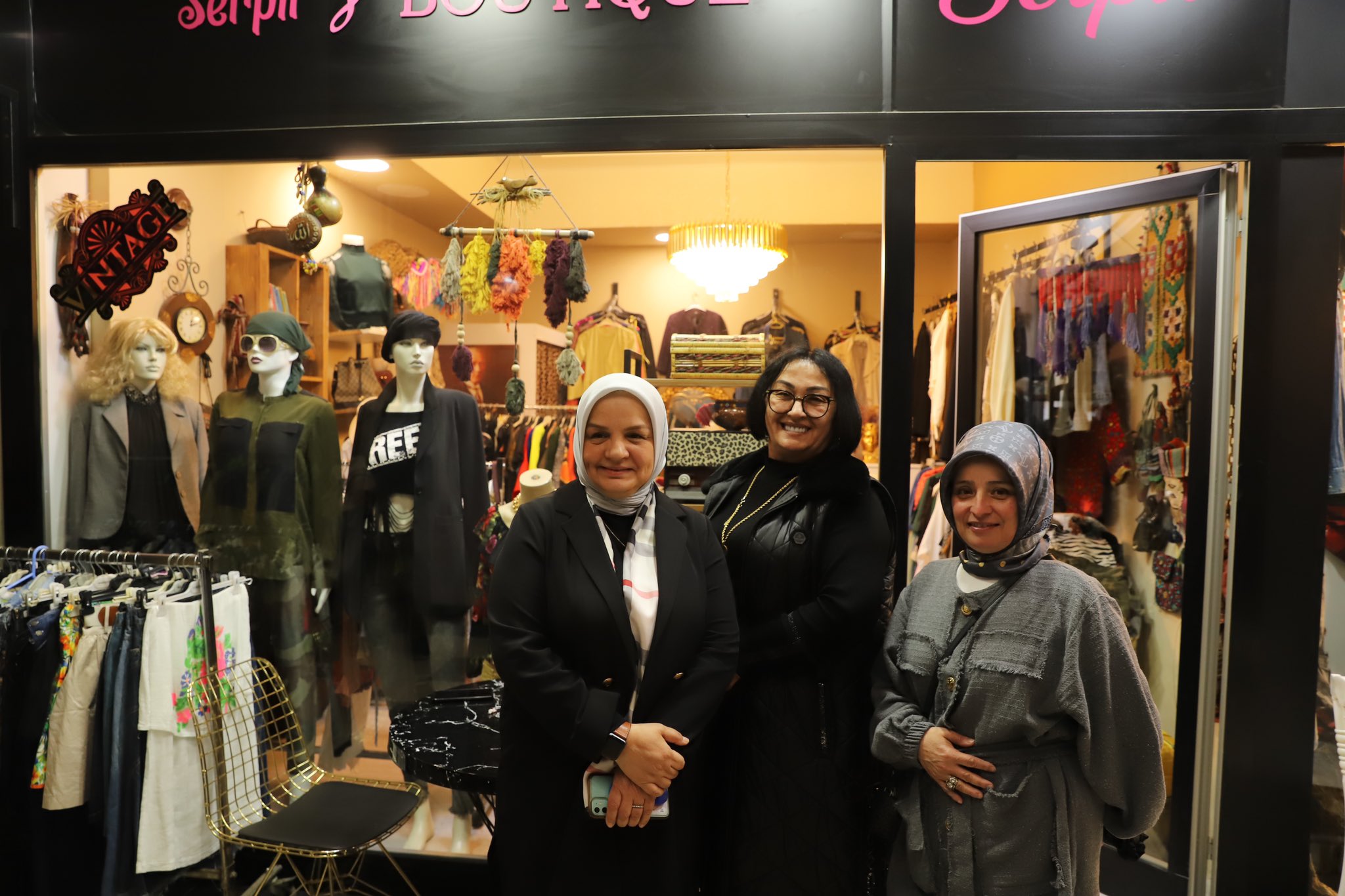 MERKEZDE PASAJ ESNAFINI ZİYARET ETTİK