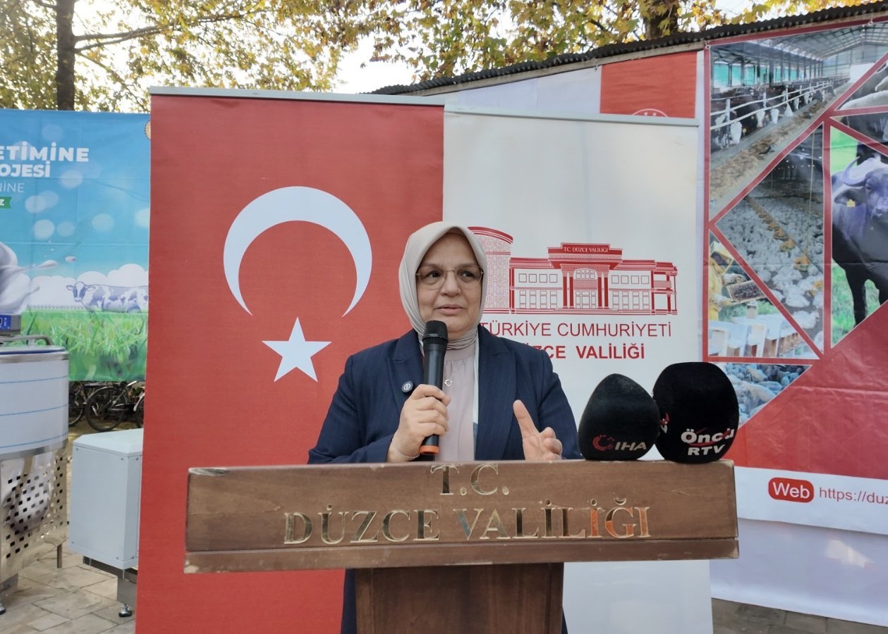 SÜT ÜRETİCİLERİMİZİN YANINDAYIZ