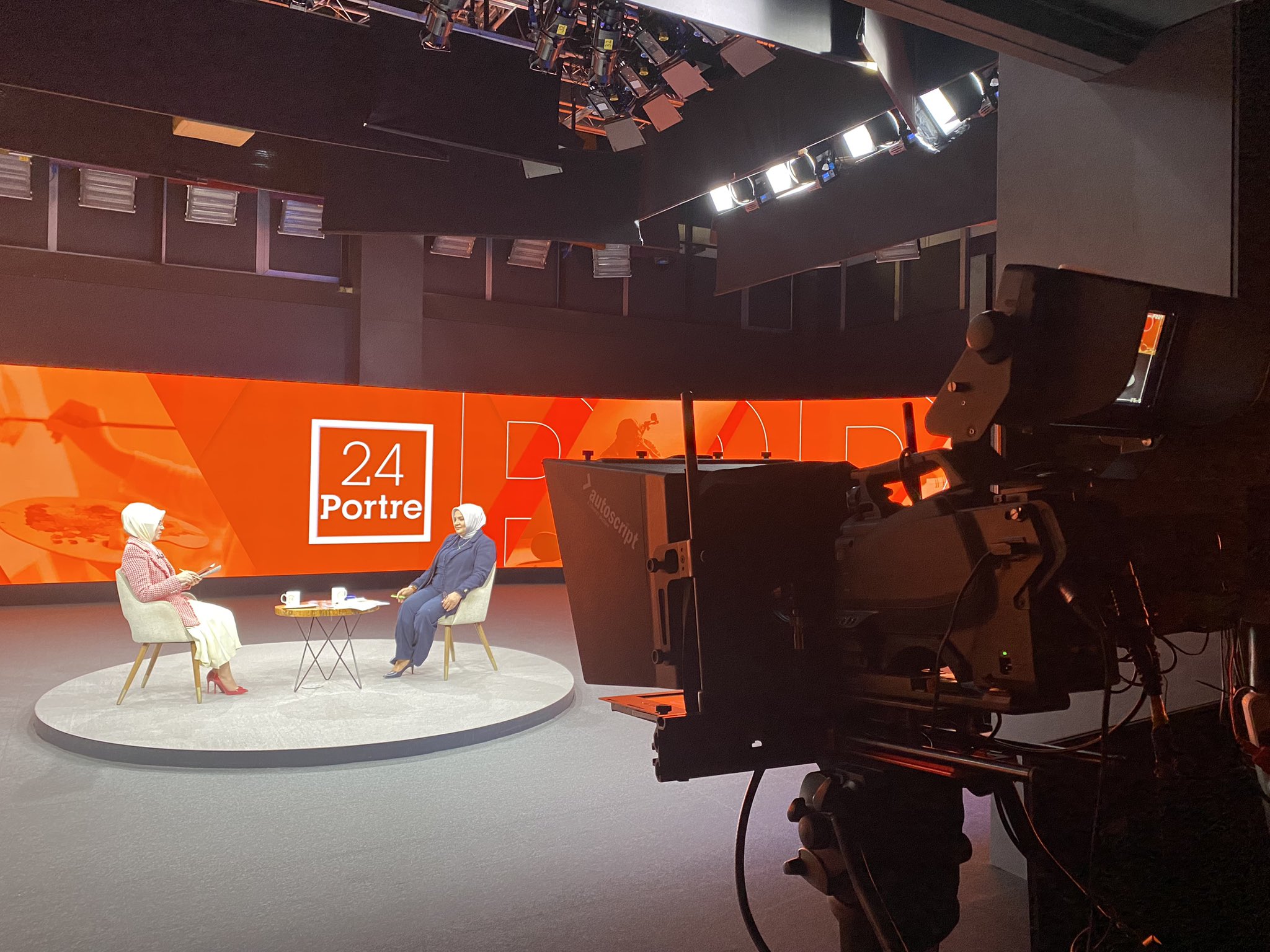 24 TV CANLI YAYININA KONUK OLDUK