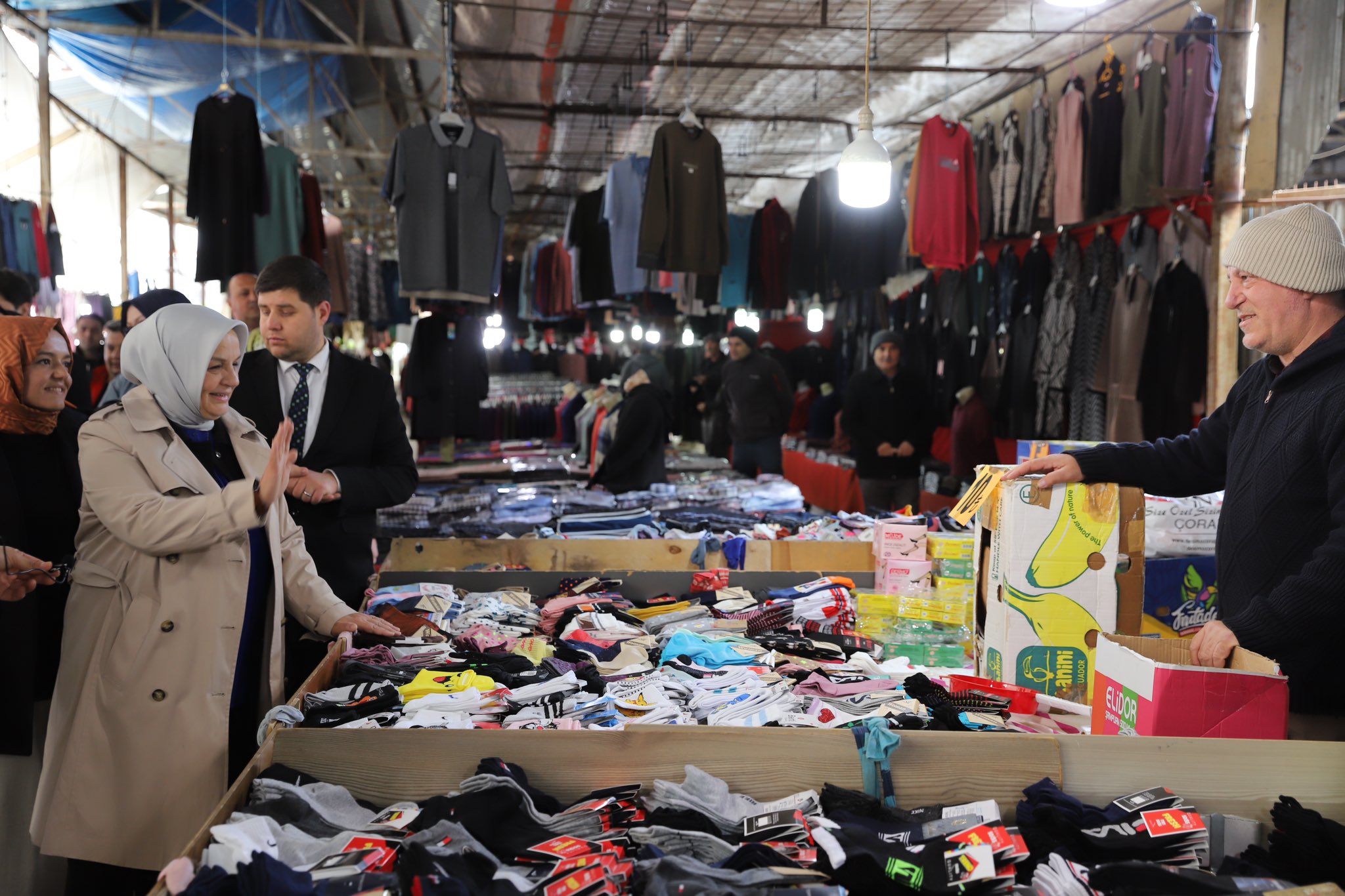 CUMAYERİ'NDEYİZ...