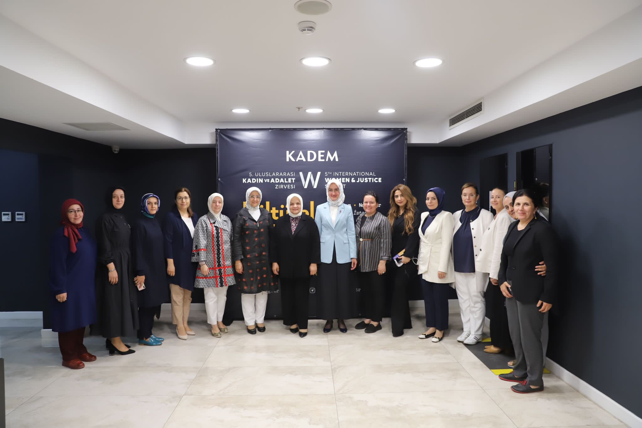 İSTANBUL'DA KADEM VE BASIN KURULUŞLARINI ZİYARET ETTİK