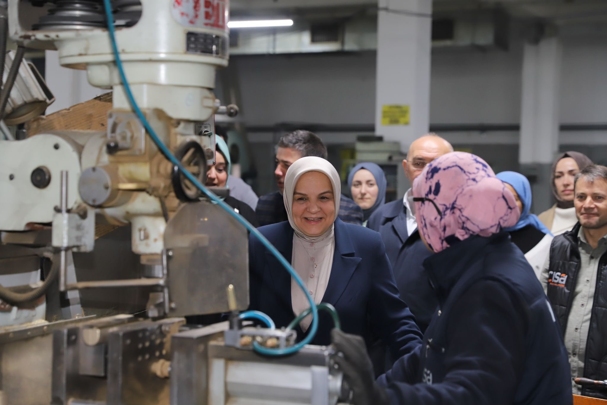 GÜMÜŞOVA OSB'DEYİZ...