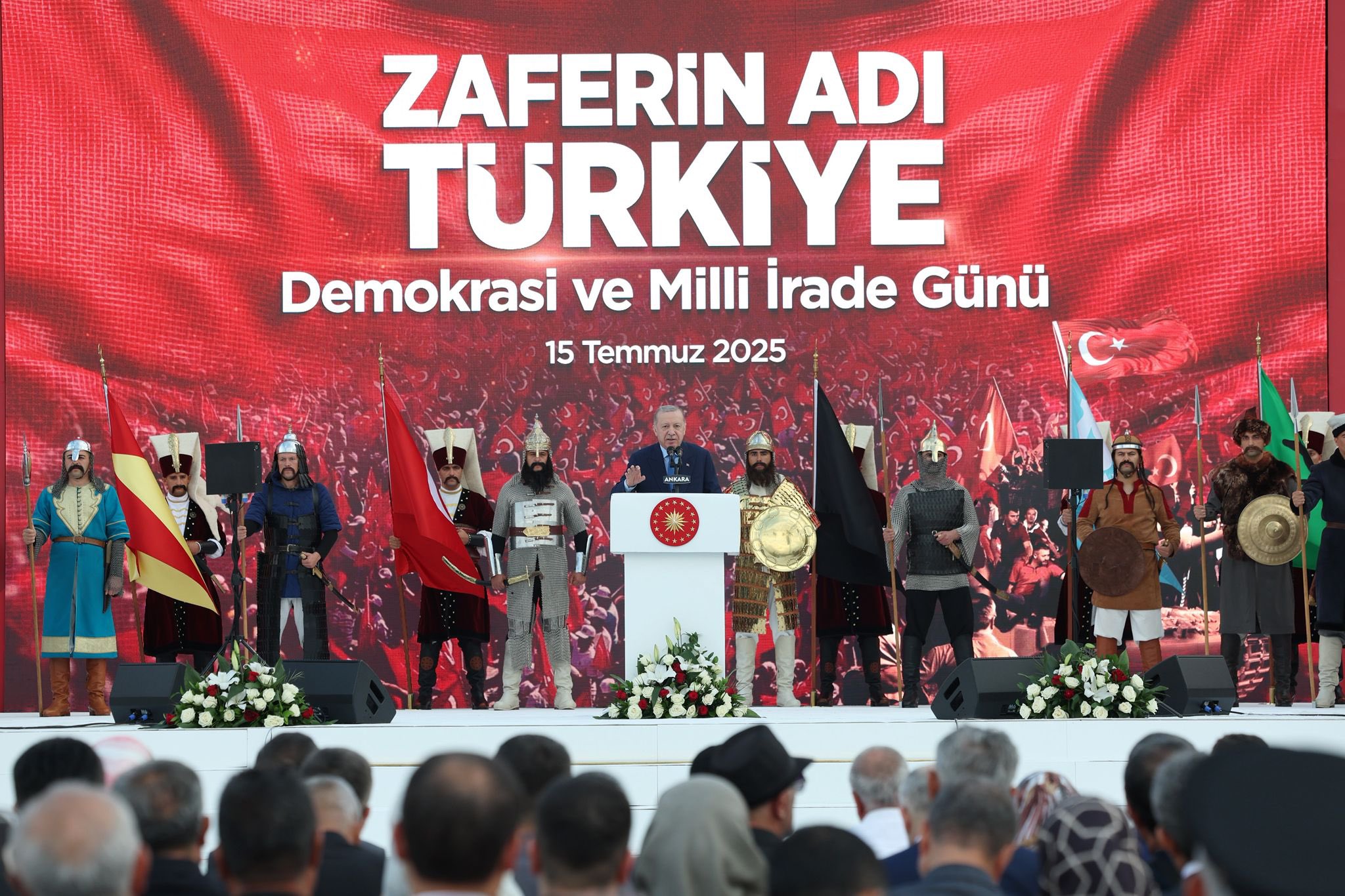 ŞEHİTLERİMİZİ RAHMETLE ANDIK
