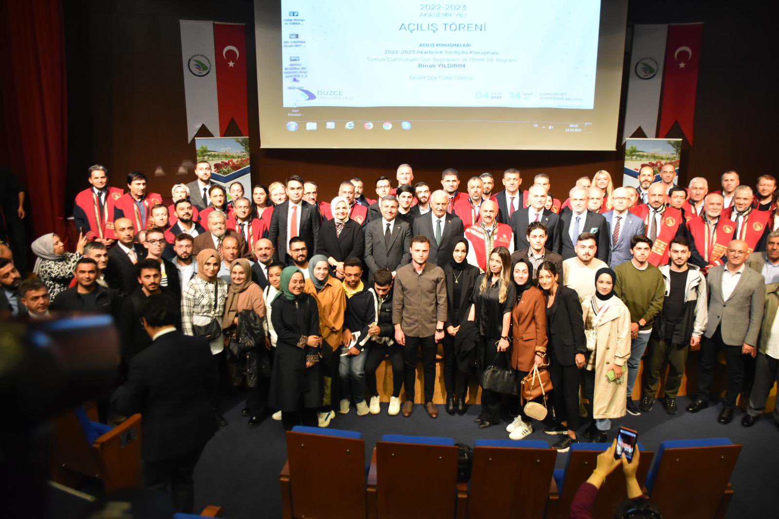 DÜZCE ÜNİVERSİTESİ AKADEMİK YILI AÇILIŞ TÖRENİ