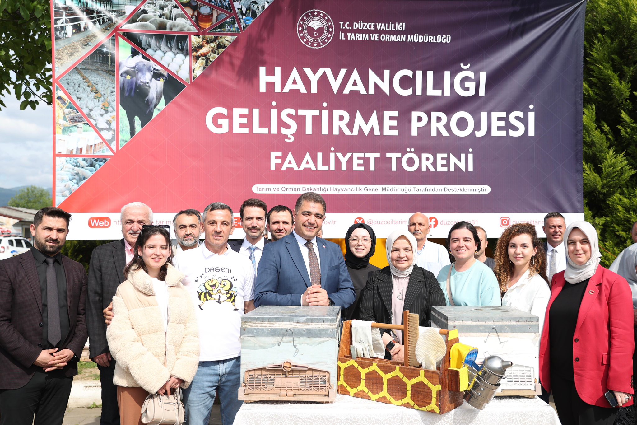 KAYNAŞLI'DA ARICILIK HIZ KAZANIYOR
