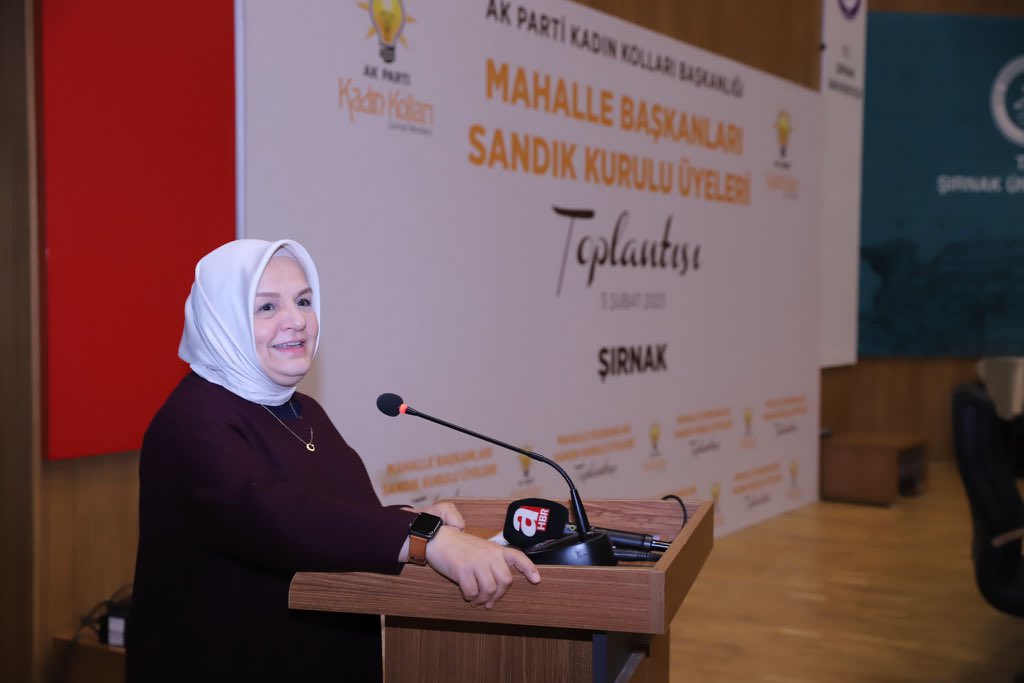 MAHALLE BAŞKANLARI VE SANDIK YÖNETİM KURULU ÜYELERİ TOPLANTISI