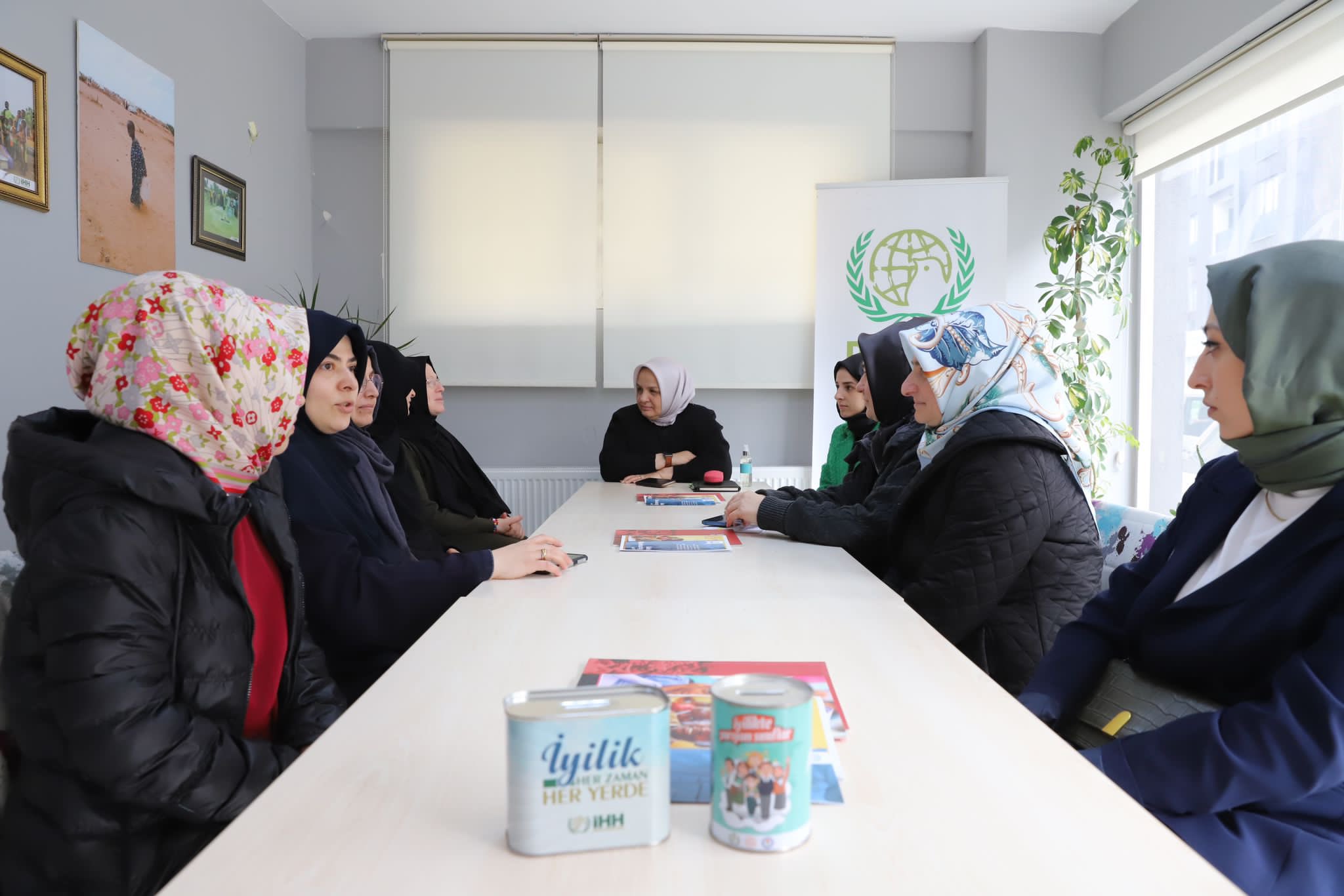 İHH'YI ZİYARET ETTİK