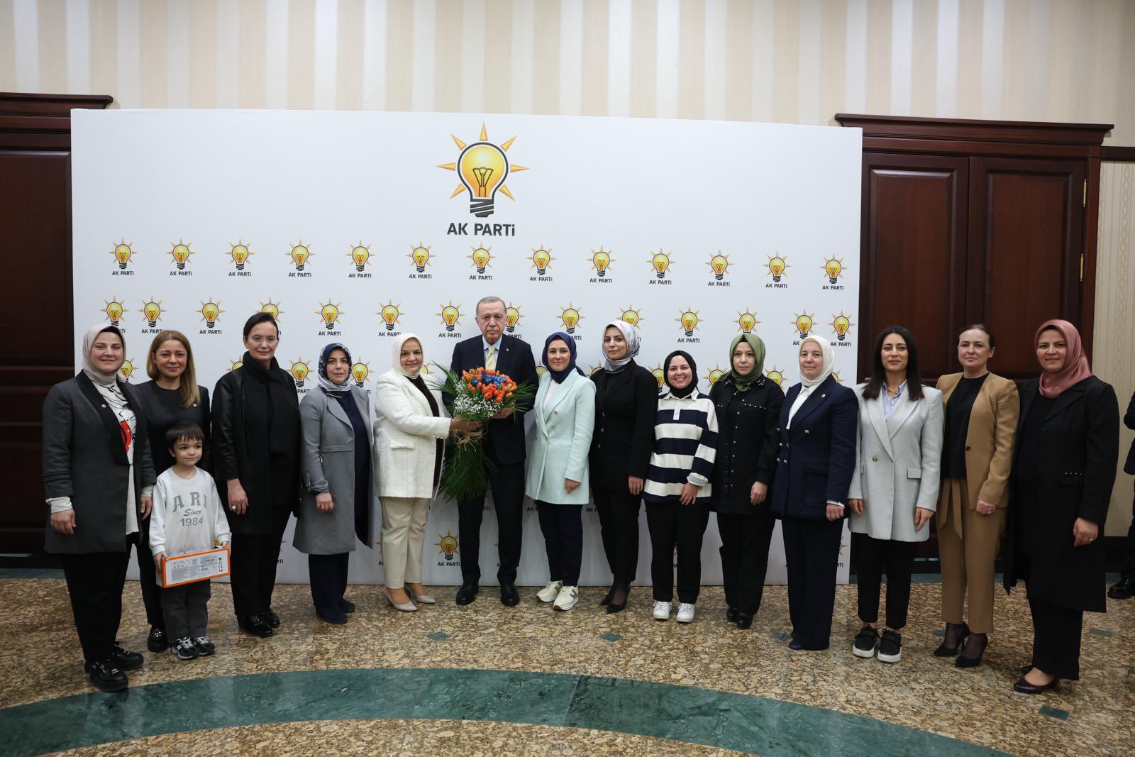 CUMHURUN REİS'İ 70 YAŞINDA