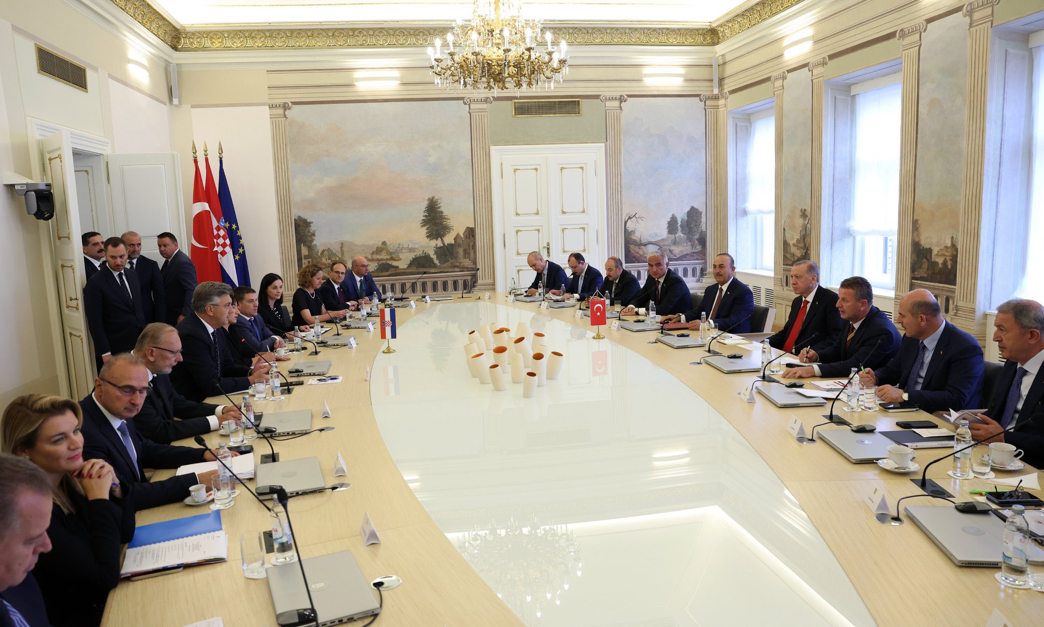 HIRVATİSTAN'DAYIZ...