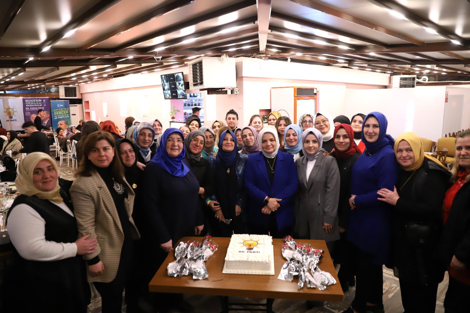 DÜZCE KADIN KOLLARIMIZLA...